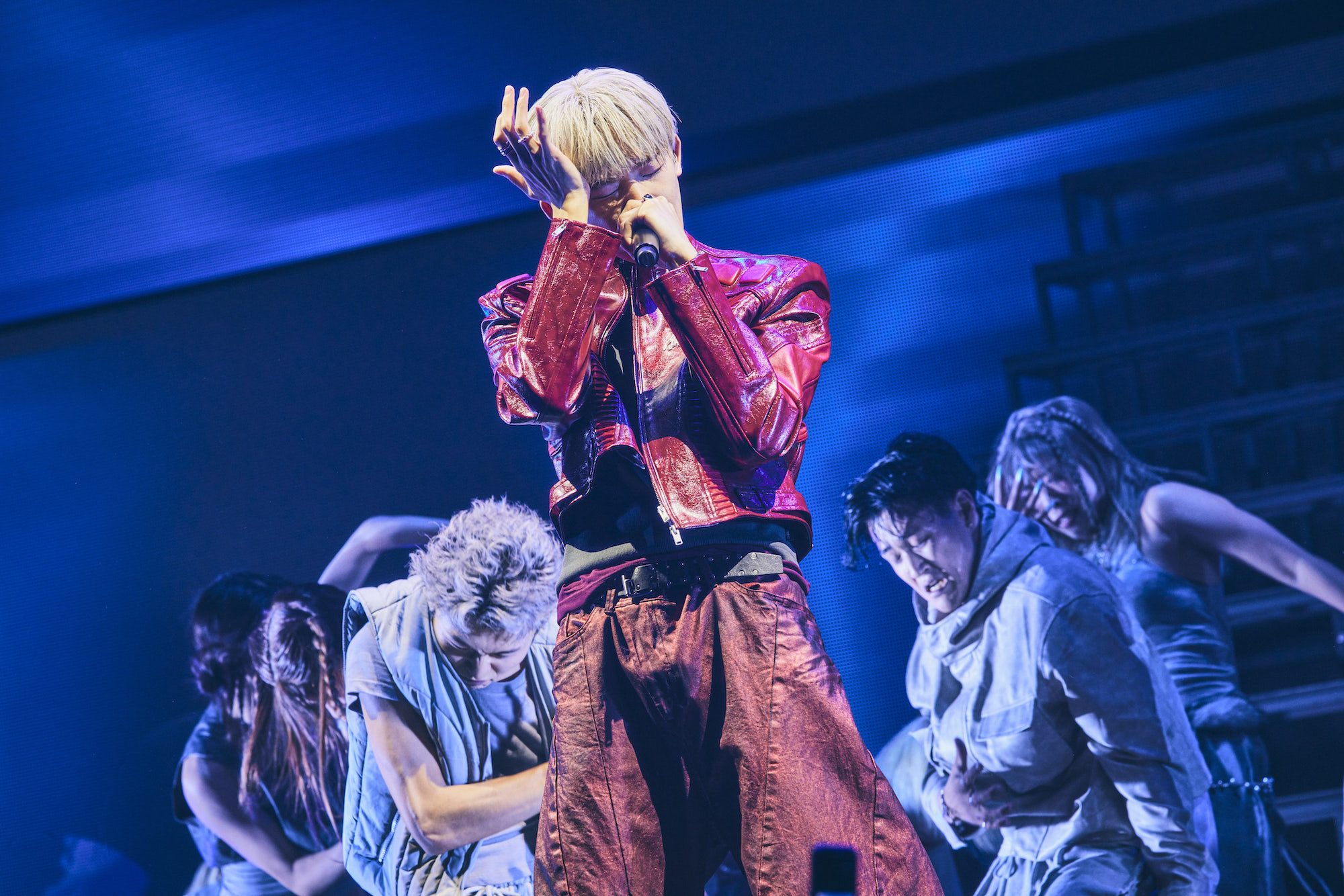 NOA、“光”と“影”を見せた一夜