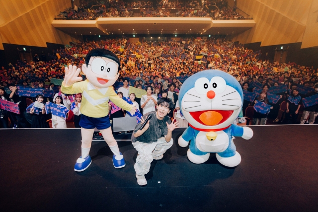 Tani Yuuki×ドラえもん×のび太 ライブ写真