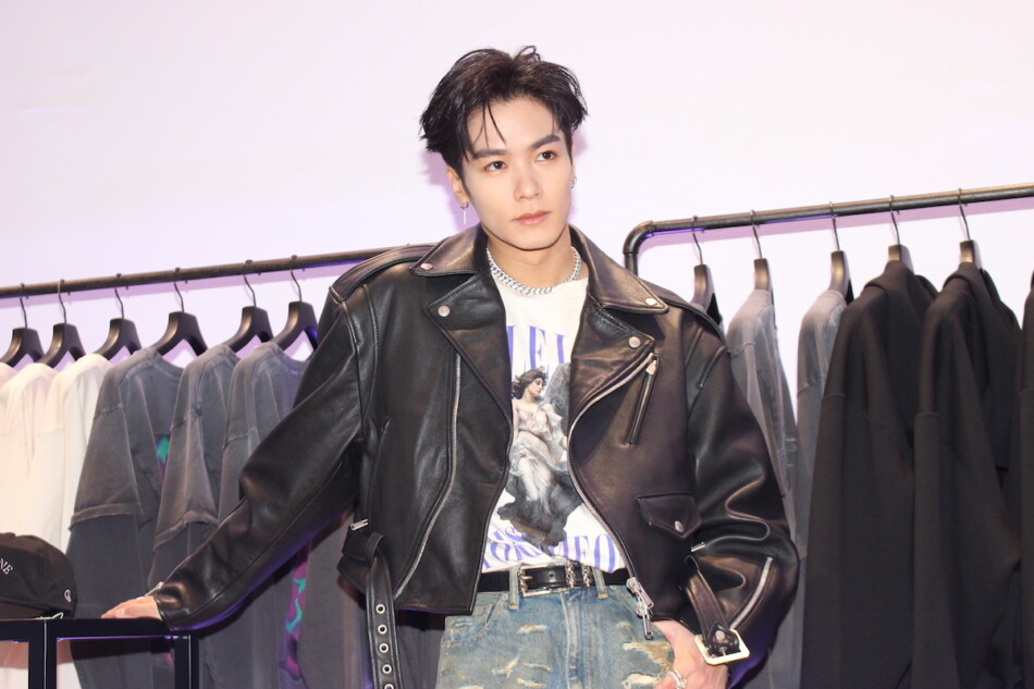 FORSOMEONE L.E.I. コラボ　ロングTシャツ　川村壱馬　零 FORSOMEONE L.E.I. コラボ ロングTシャツ48サイズ 川村壱馬