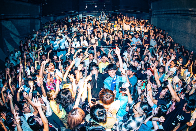 ワンマンライブ『THE GARAGE』より