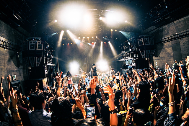 Doona ワンマンライブ『THE GARAGE』より