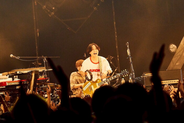 マカロニえんぴつ、レア曲連発のFCツアー