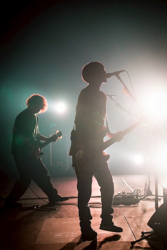 FOMARE『FOMARE 10周年記念無料LIVE “愛する人、場所”』の様子