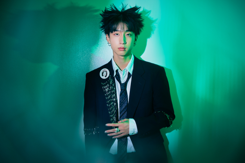 MON7A 撮り下ろし写真