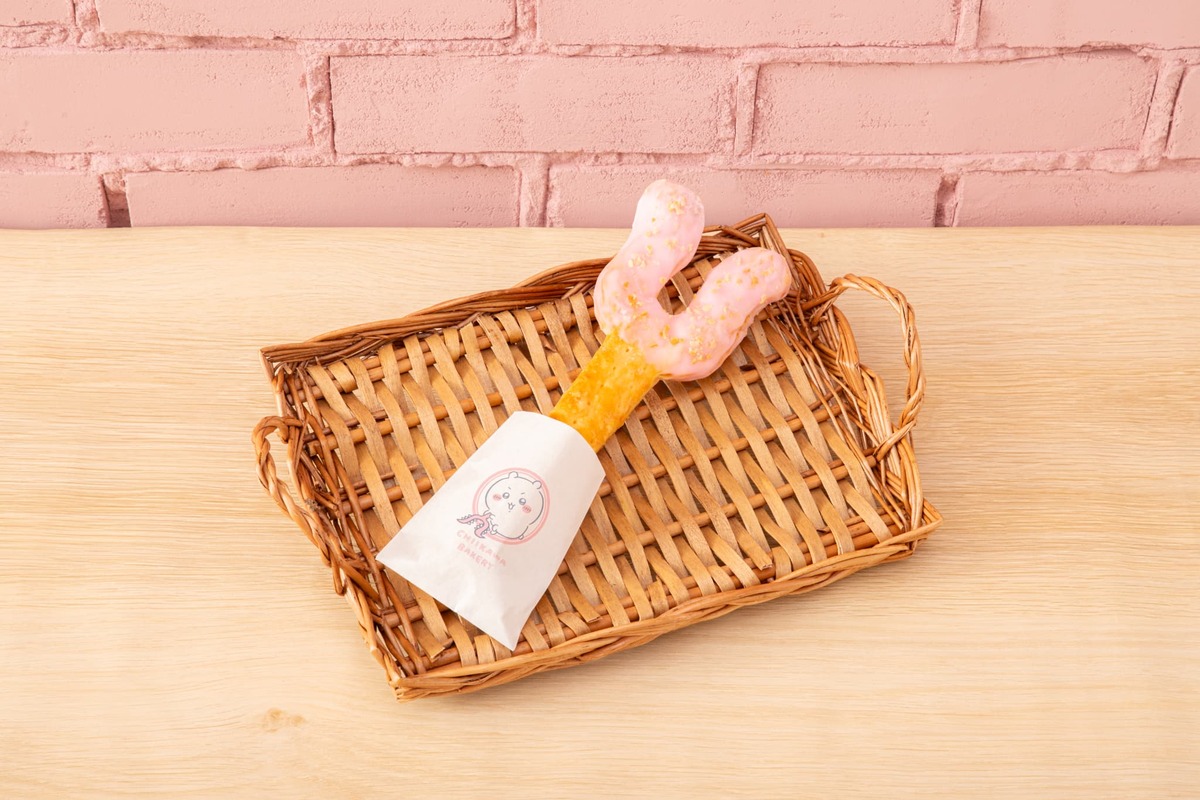 「ちいかわベーカリー」1周年新グッズ登場の画像