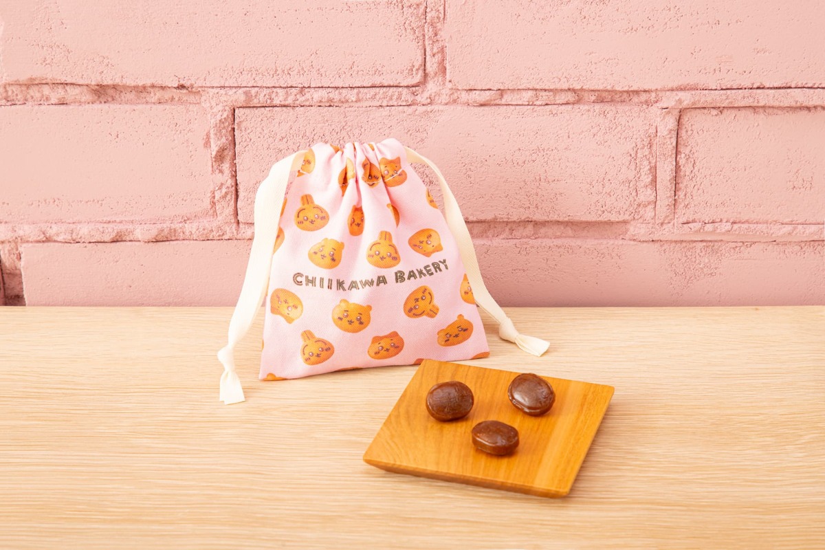 「ちいかわベーカリー」1周年新グッズ登場の画像
