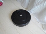 ダイソー『ロボット掃除機』