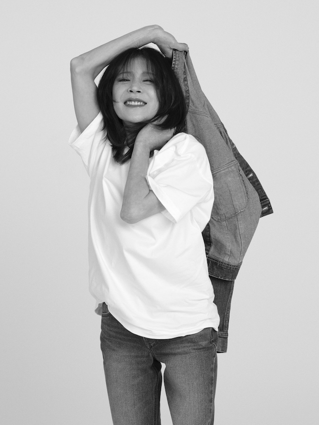 中森明菜 デニムブランド「Lee」着用写真