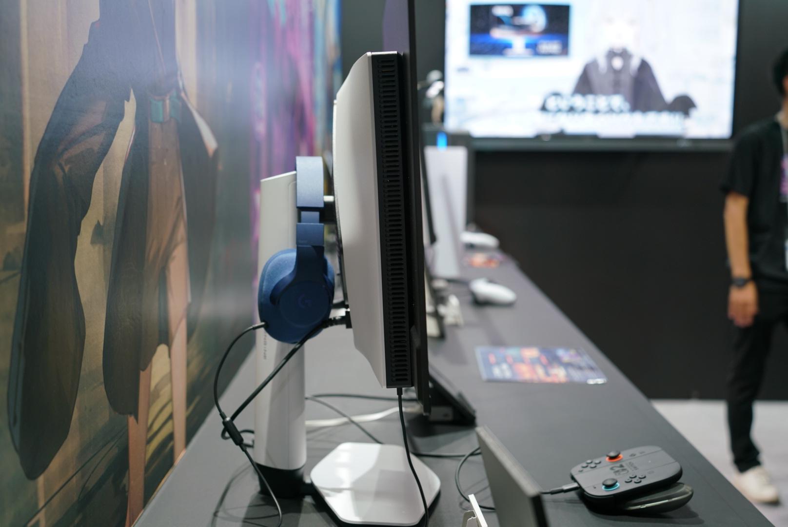 側面からスタンドを確認