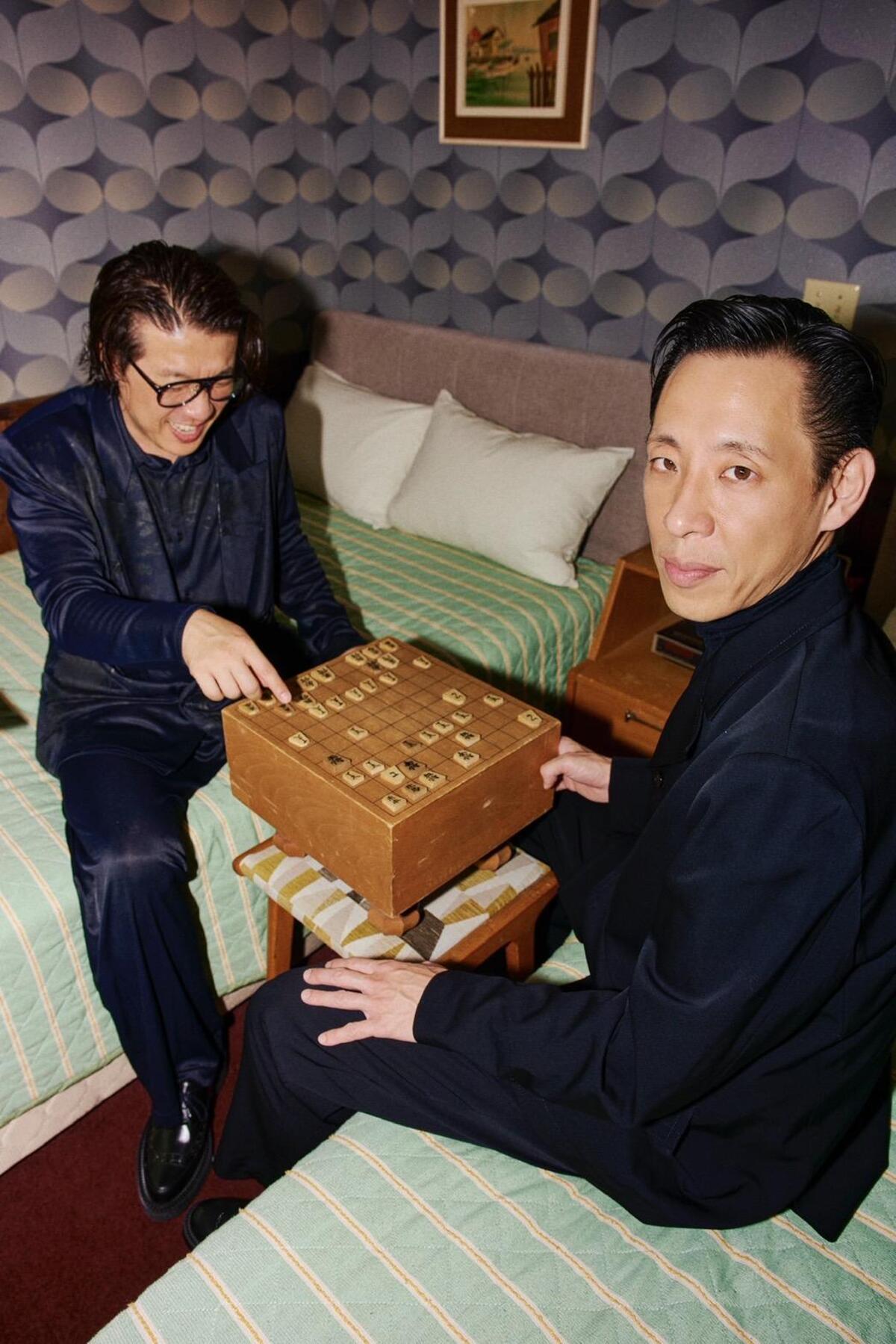 囲碁将棋、まさかのデジタル写真集発売の画像