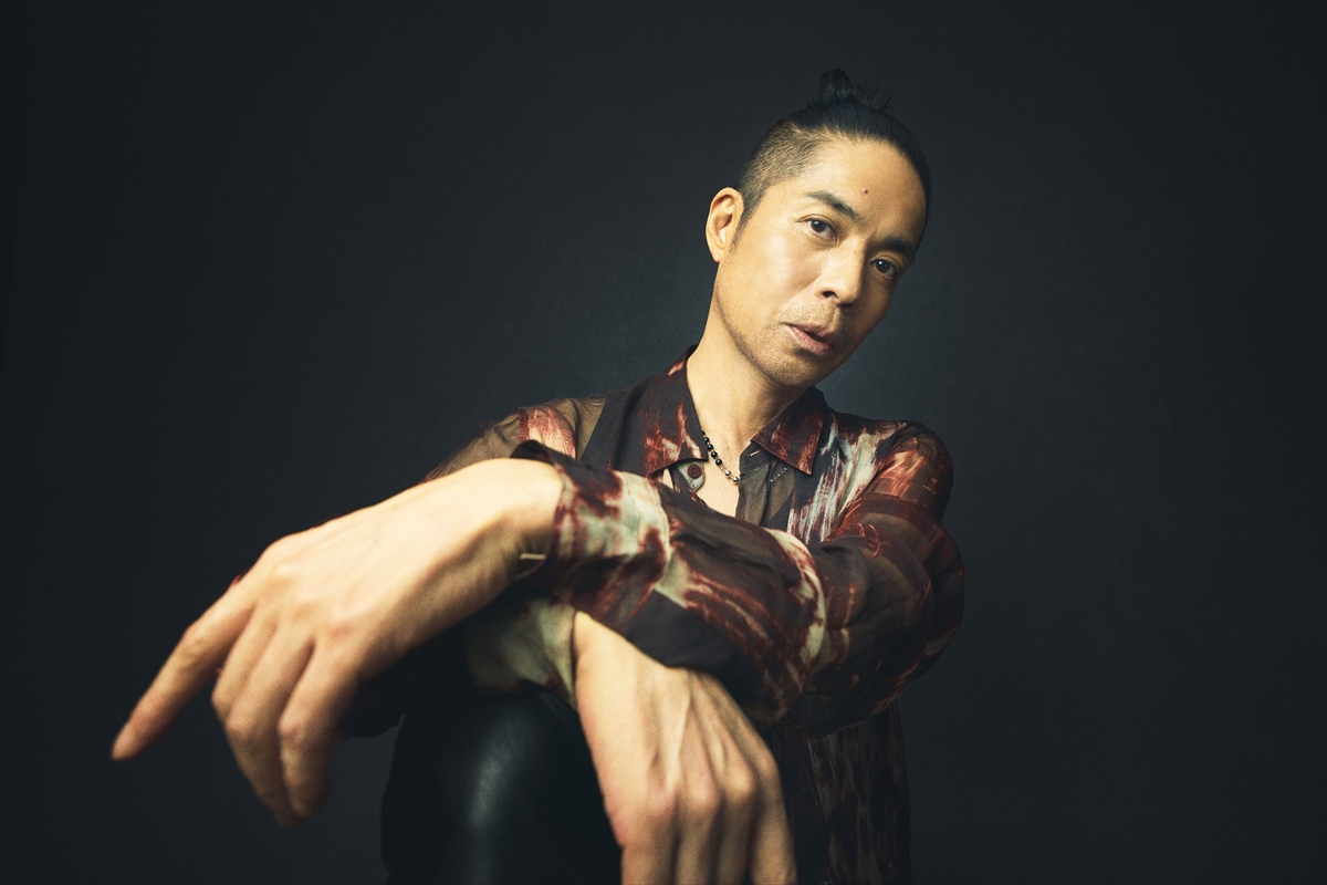 久保田利伸、アニメ主題歌ジャケ写公開