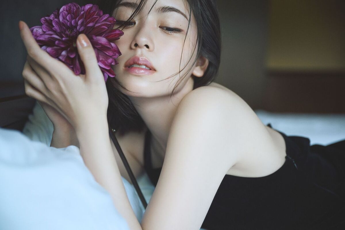 小芝風花、2026年カレンダー『Flower』発売の画像