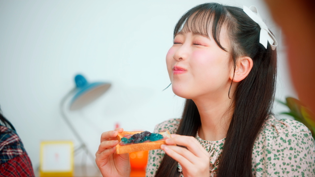 FRUITS ZIPPER「JAM」MVより