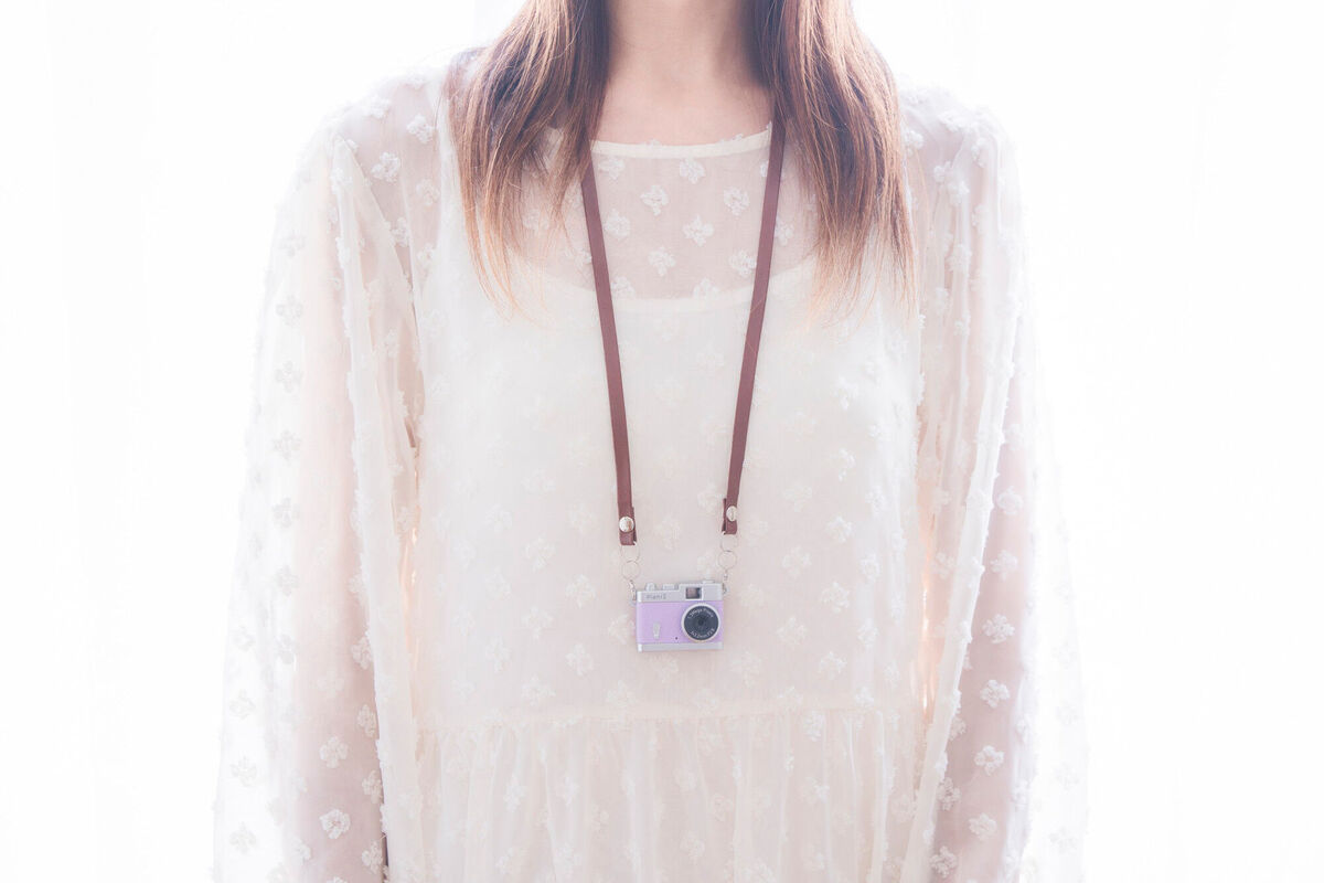 クラシック風トイカメラに新色の画像