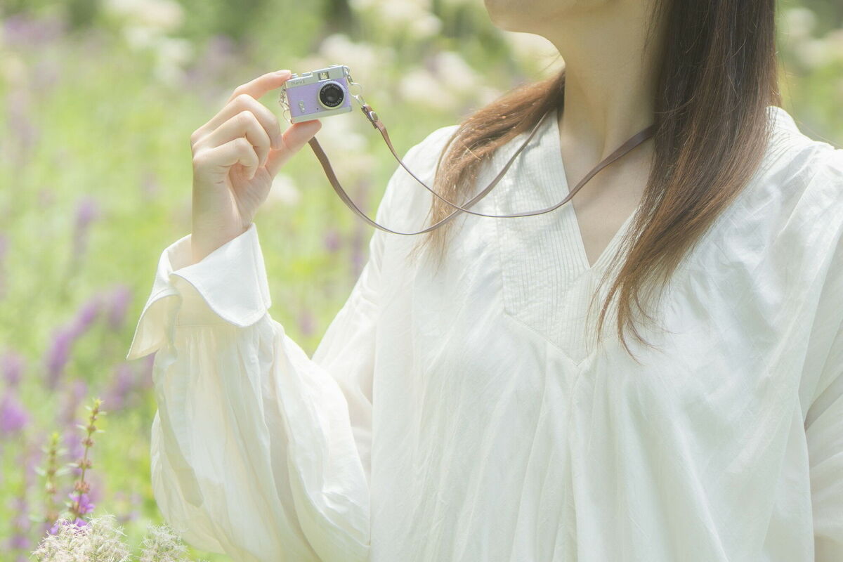 クラシック風トイカメラに新色の画像