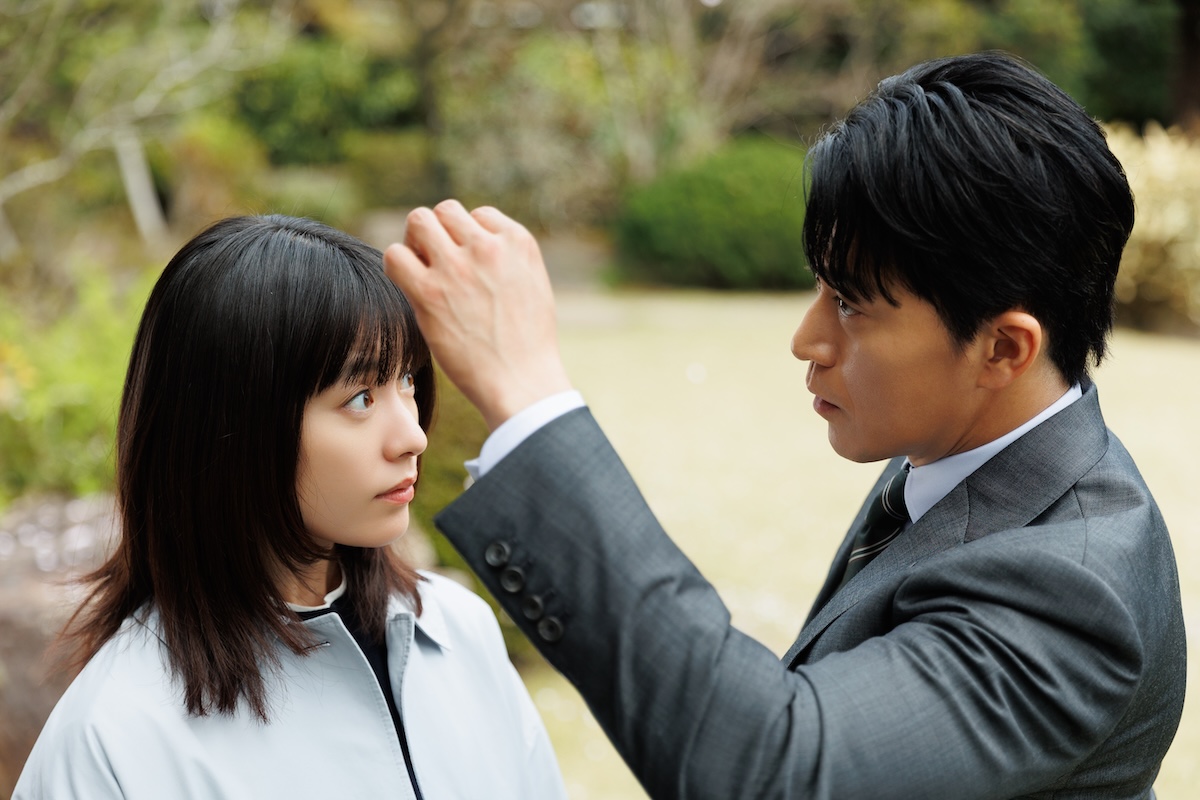 『匿名の恋人たち』四角関係を写す場面写真