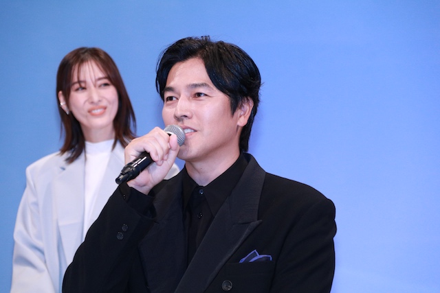 草彅剛の“紳士ぶり”を中村ゆりが称賛の画像