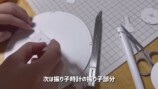 女性YouTuber、「紙」だけで作った時計に反響の画像