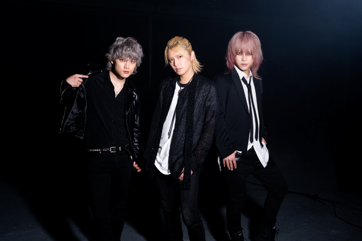 T.N.T、初のシングルCDリリース