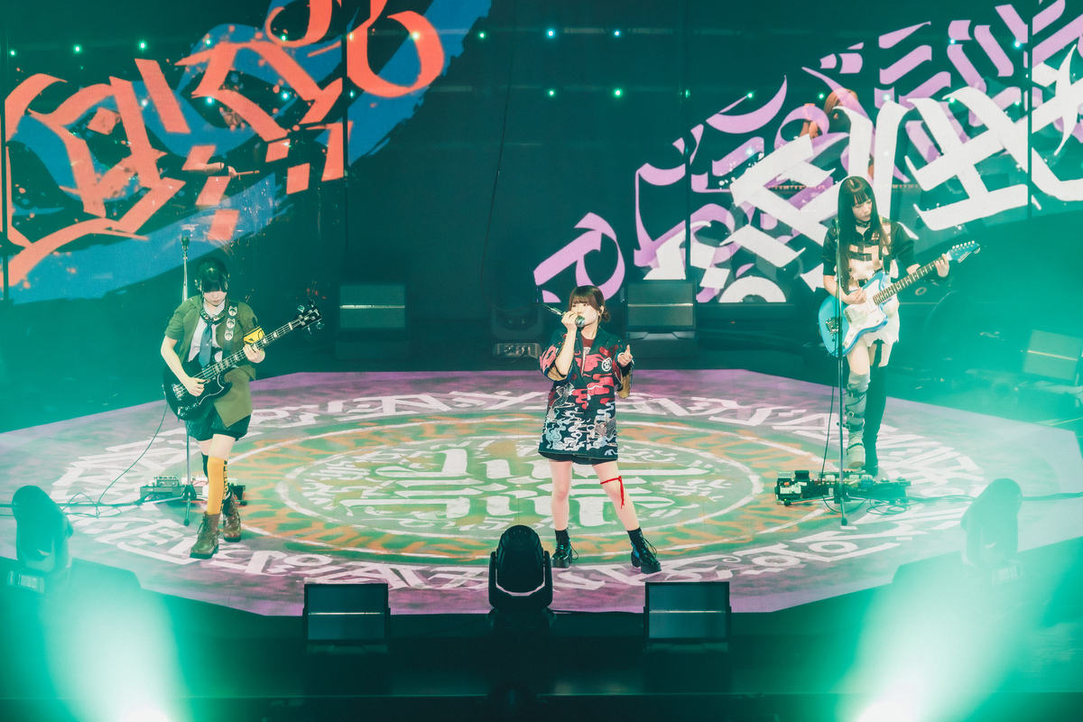 『トゲナシトゲアリ LIVE in 日本武道館 “奏檄の叫”』