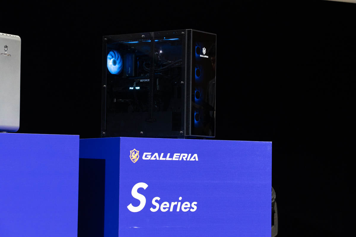 フラッグシップの「Sシリーズ」