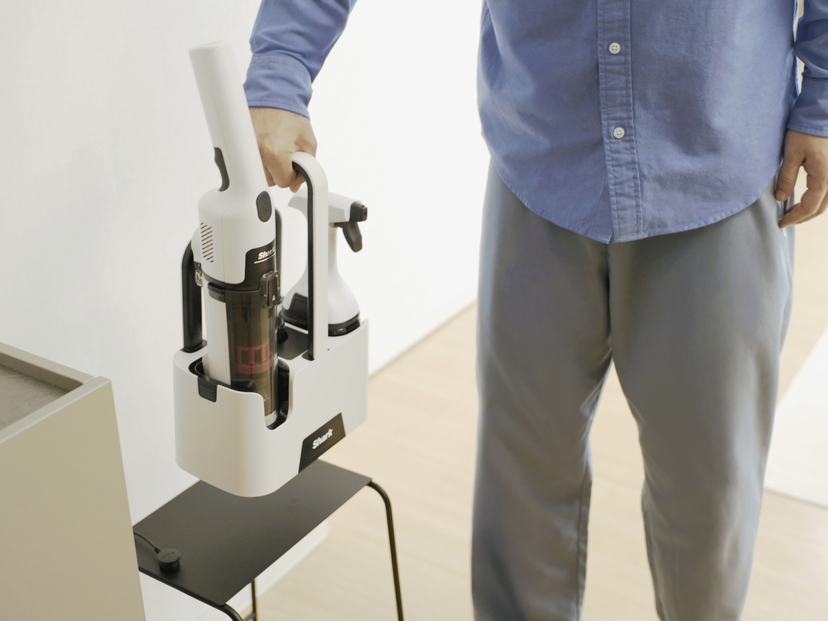 Shark、液体汚れ専用ハンディ登場の画像