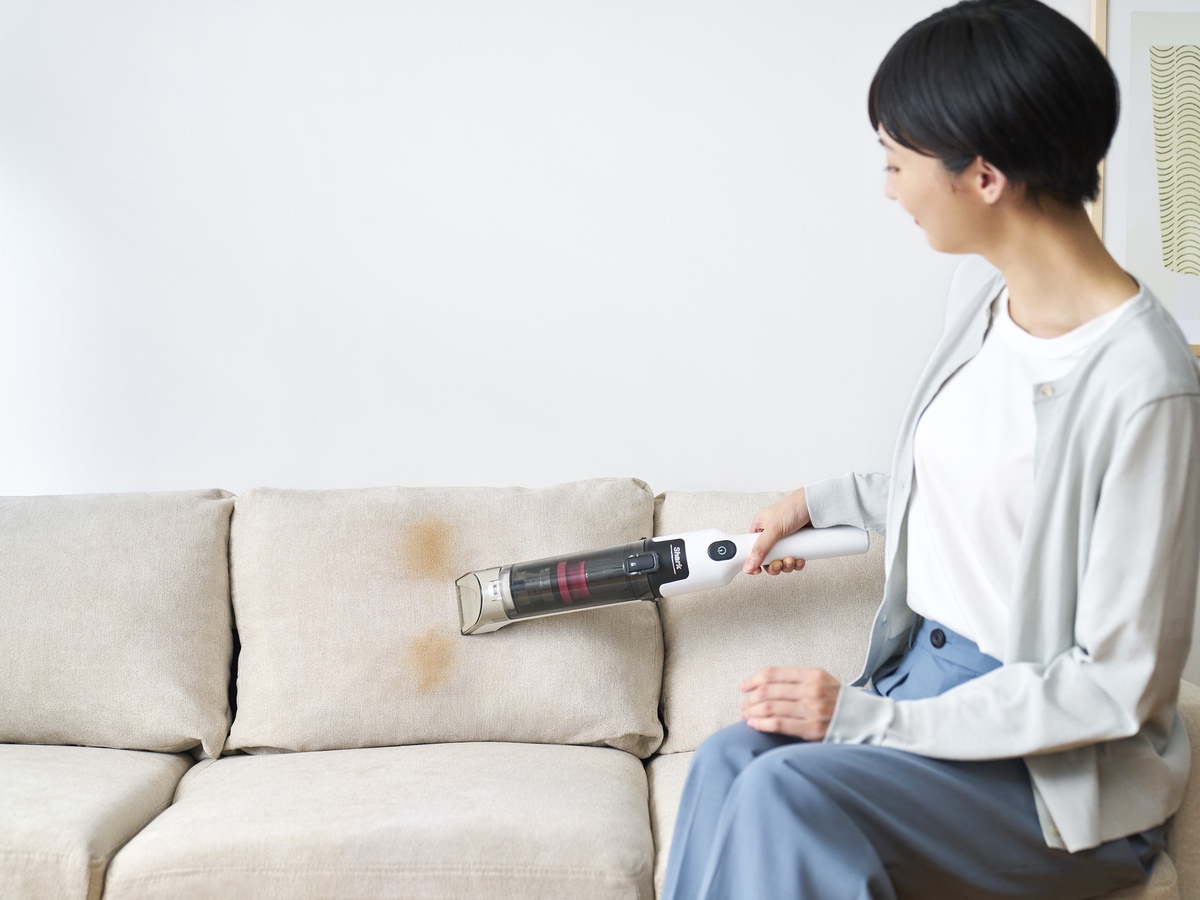 Shark、液体汚れ専用ハンディ登場の画像