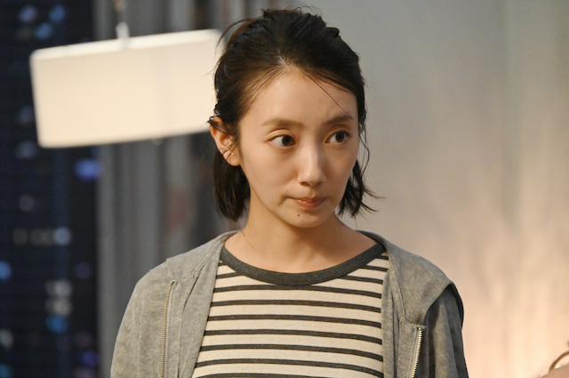 波瑠×川栄李奈『フェイクマミー』対談の画像