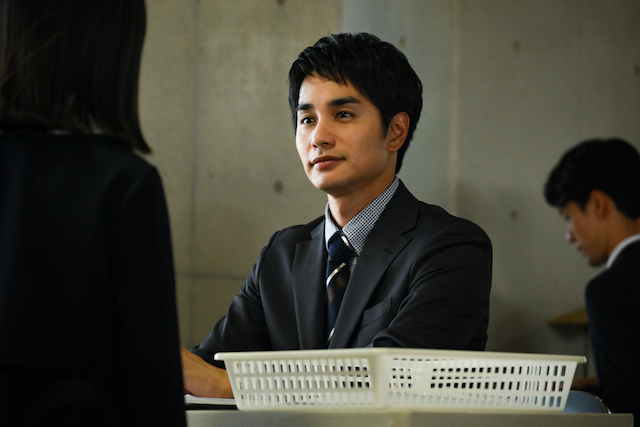 波瑠×川栄李奈『フェイクマミー』対談の画像