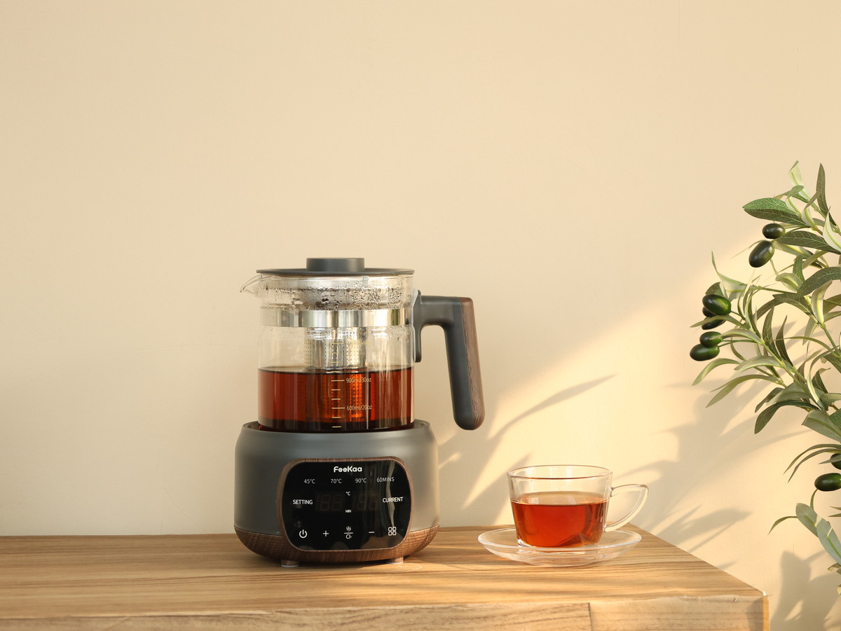 FeeKaaの「透明電気ケトル」発売の画像