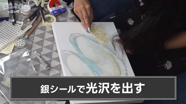 東京藝術大学出身クリエイター集団 「アートゥーン！」が白色のみで作った絵画