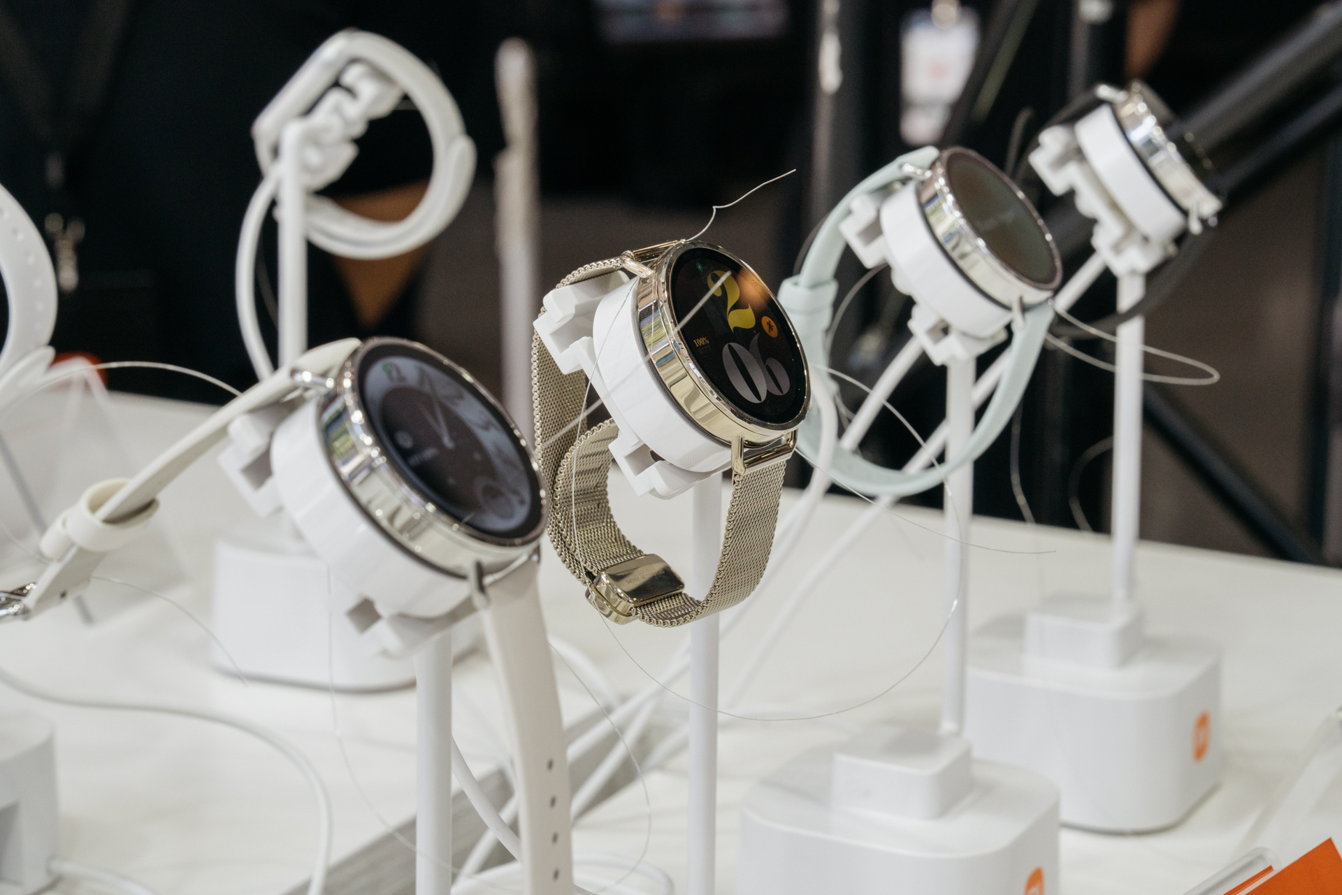 小型のスマートウォッチ『Xiaomi Watch S4 41mm』