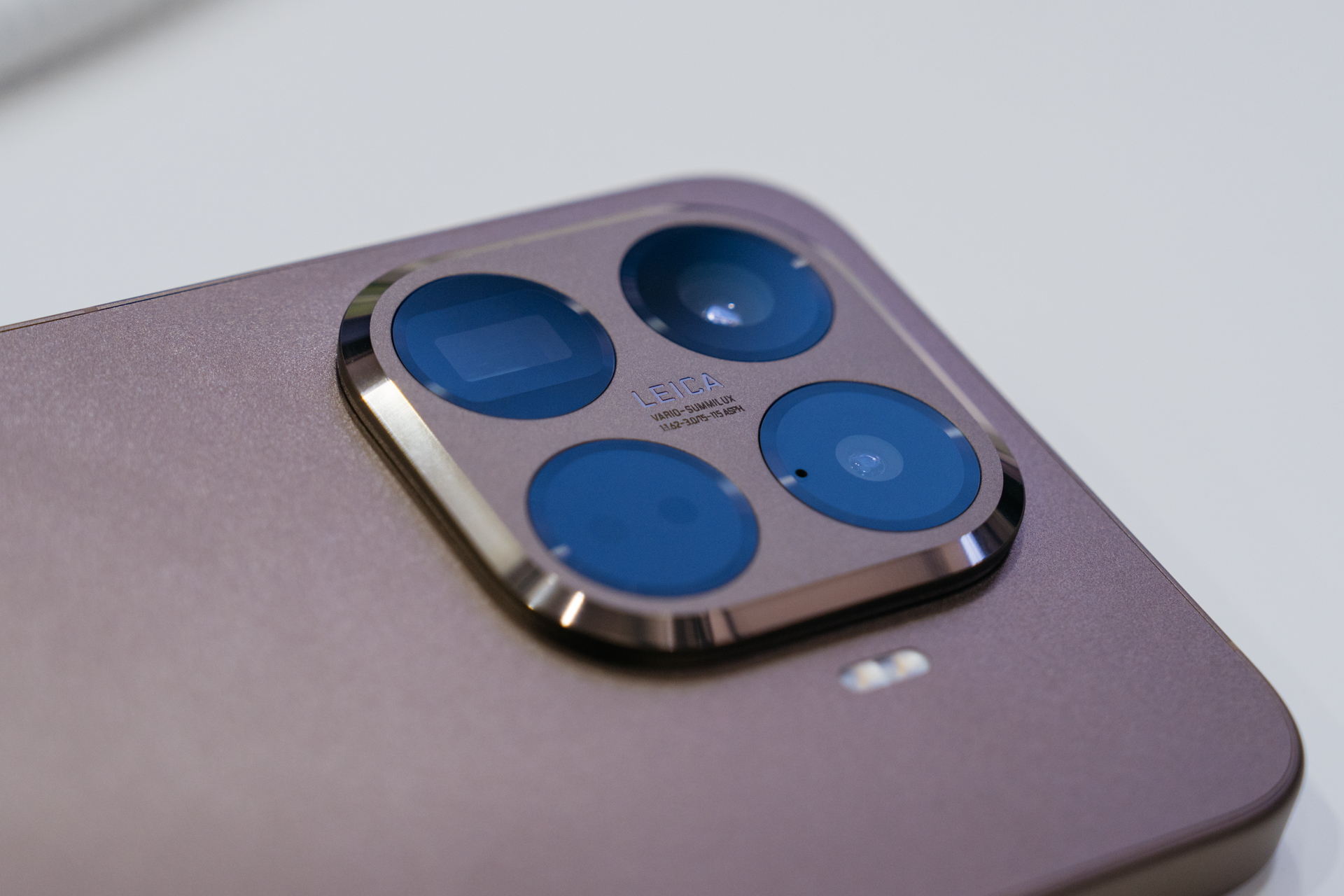 高い機能性を誇る『Xiaomi 15T』の画像