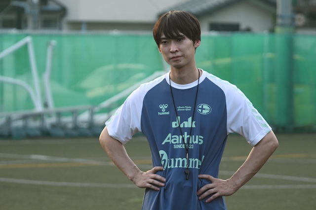 『フェイクマミー』正反対の波瑠×川栄李奈の画像