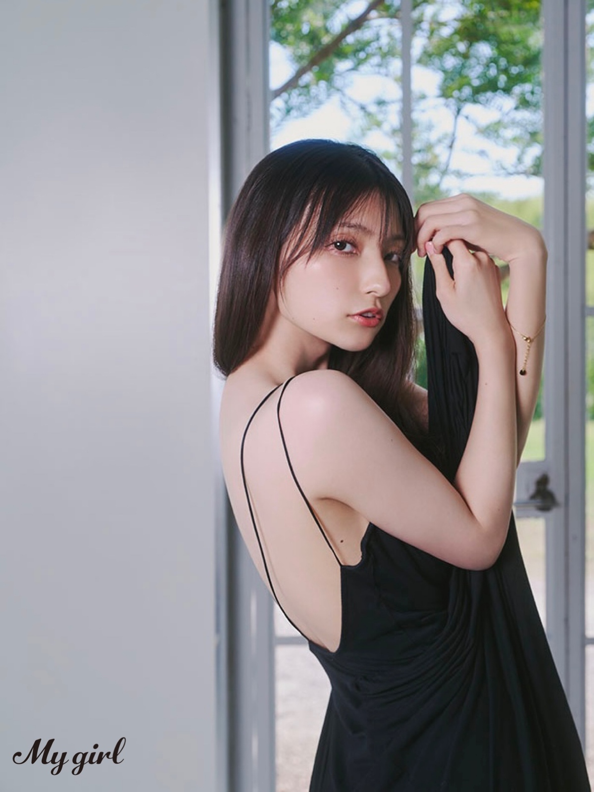 高野麻里佳、デジタル写真集『embrace』の画像