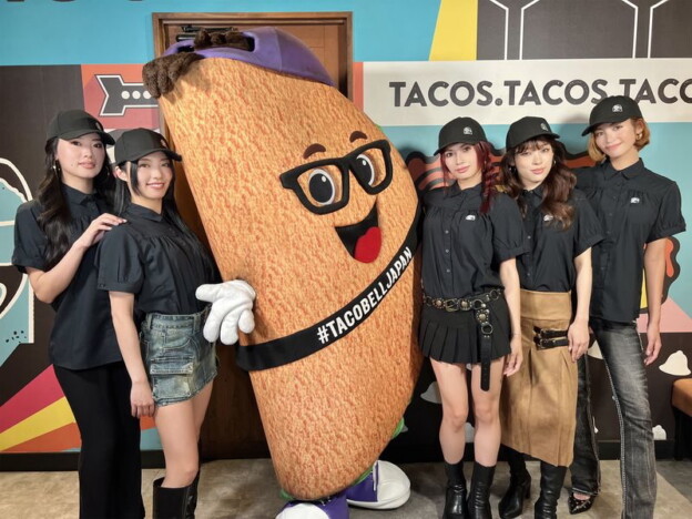 f5ve、Taco bellと初コラボ