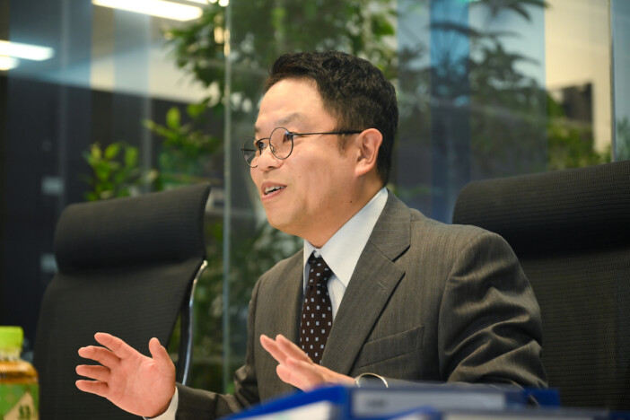 津田篤宏、向井康二との共演に喜び