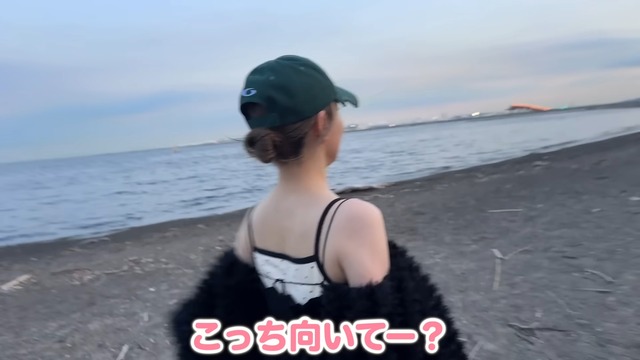 ドライブや夕食を楽しむ板野友美と重盛さと美
