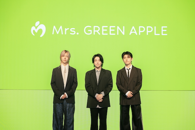 Mrs. GREEN APPLE