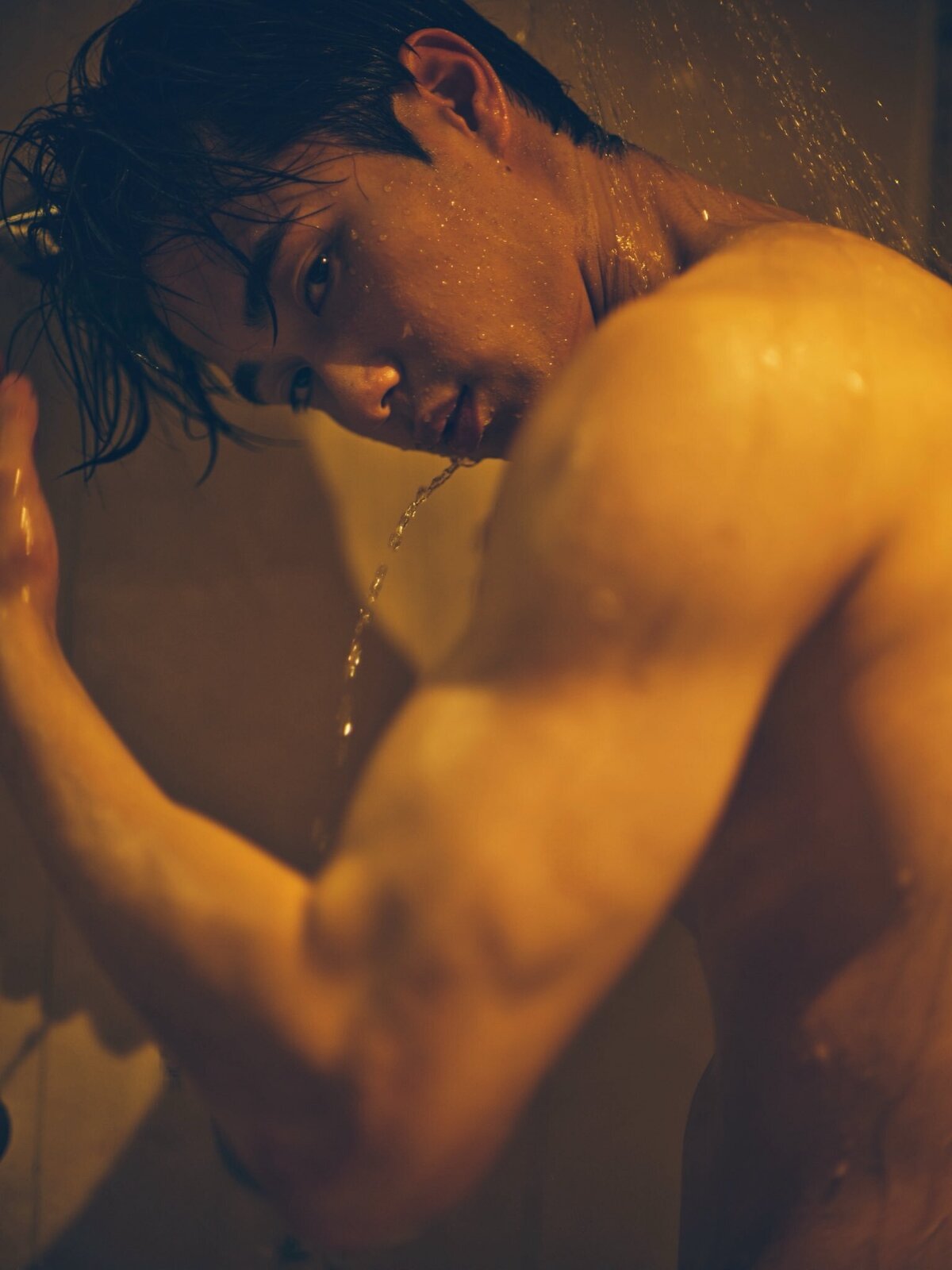 野村康太1st写真集『暁紀』発売前重版の画像