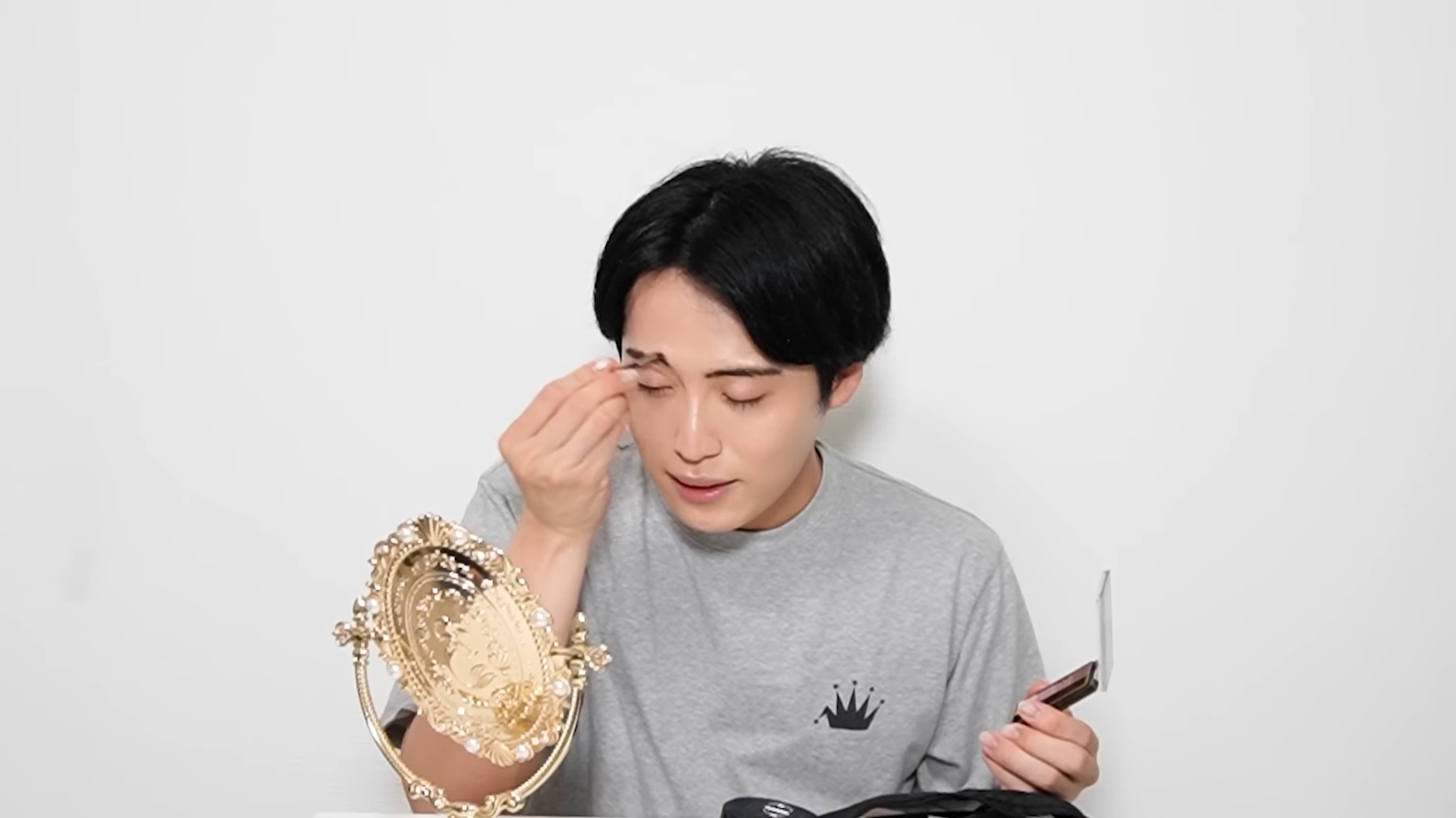 レインボー池田、「女芸人」のメイクを解説の画像