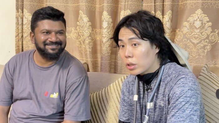 異国の子どもに連れて行かれた先は豪邸……？『世界の果てに、くるま置いてきた』4話