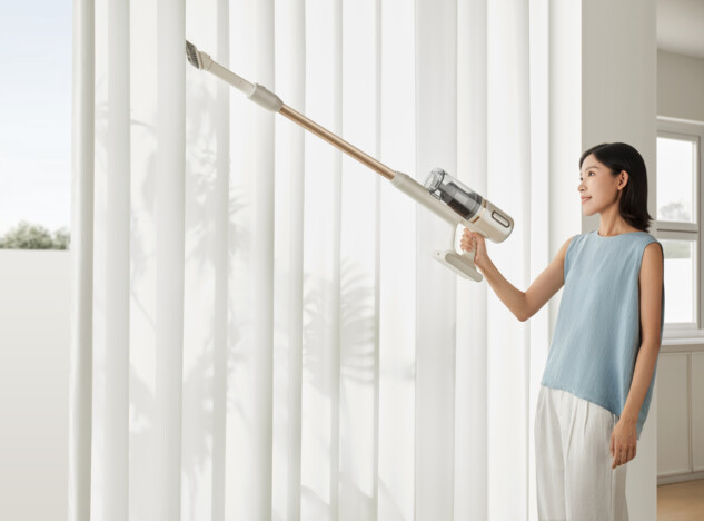 900gの軽量スティック掃除機