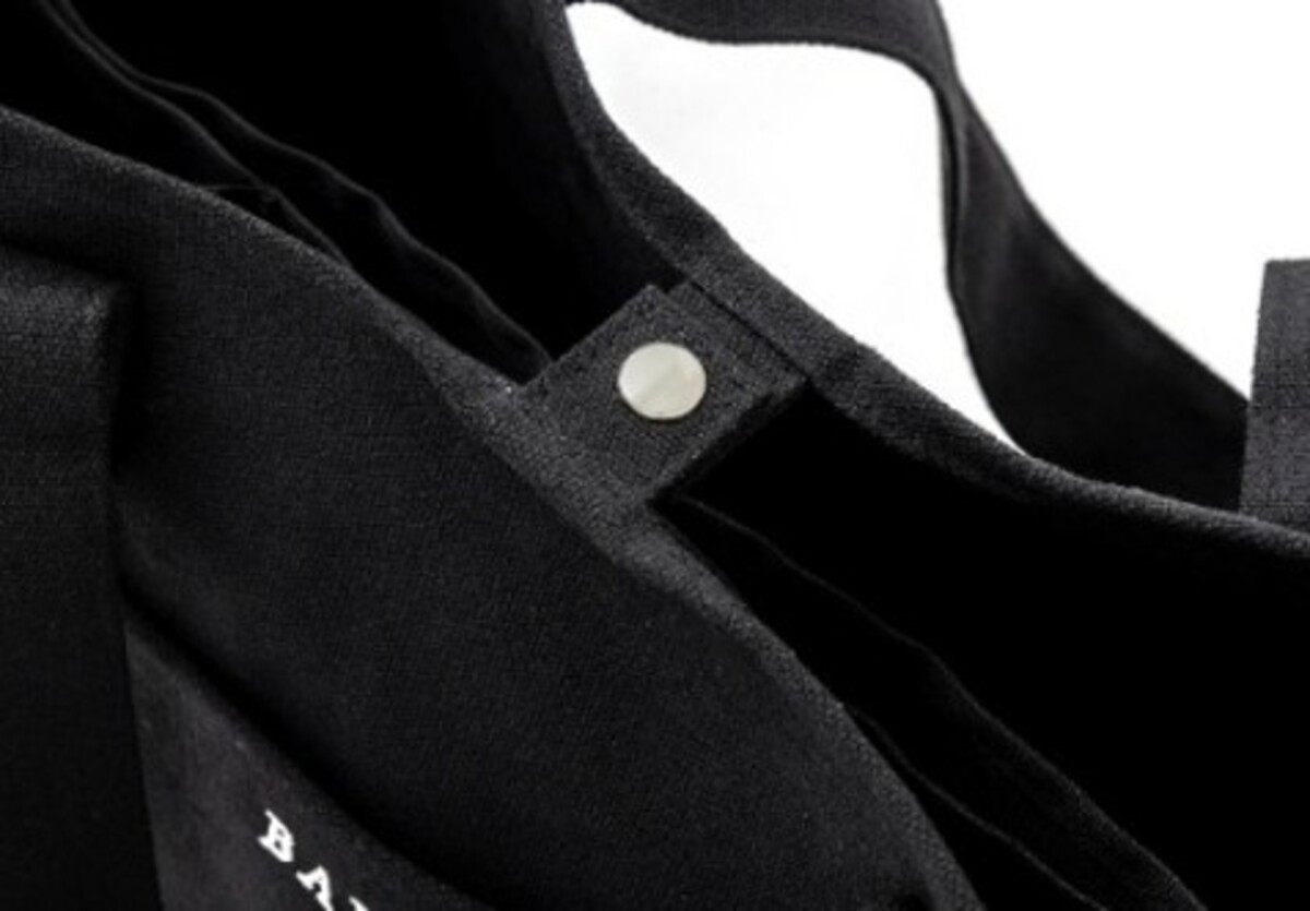 累計100万部突破「BAYFLOW」最新作の画像