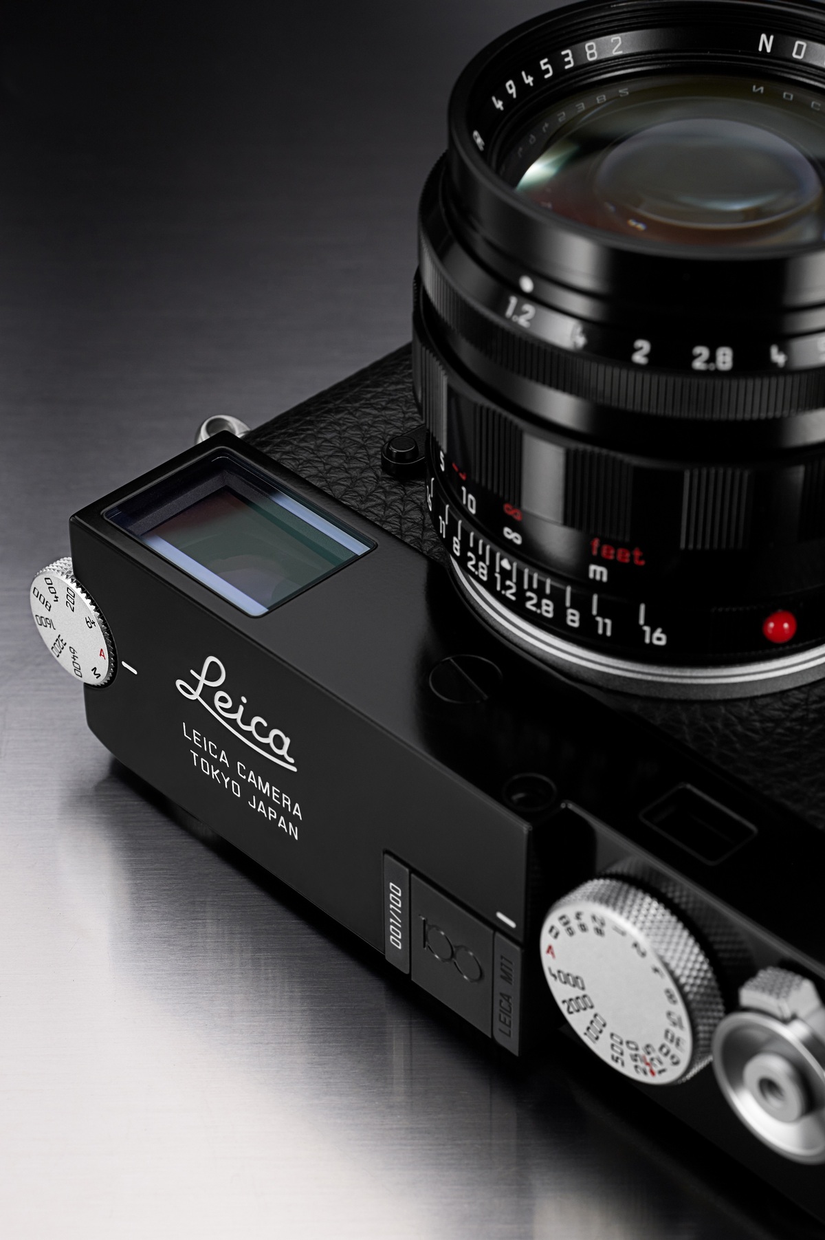 ライカ、日本限定100台の特別モデルの画像