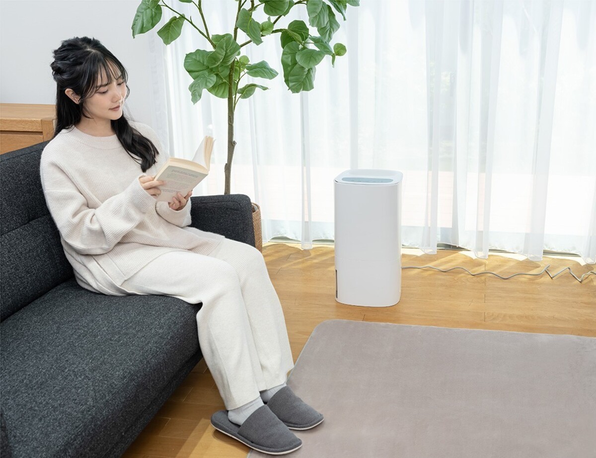 小泉成器、9時間潤うハイブリット式加湿器の画像