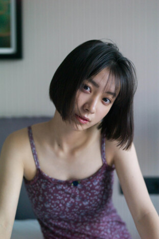 俳優・藤﨑ゆみあ、初の写真集を発売