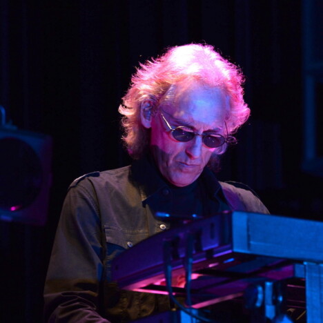 エディ・ジョブソン、2月に来日公演