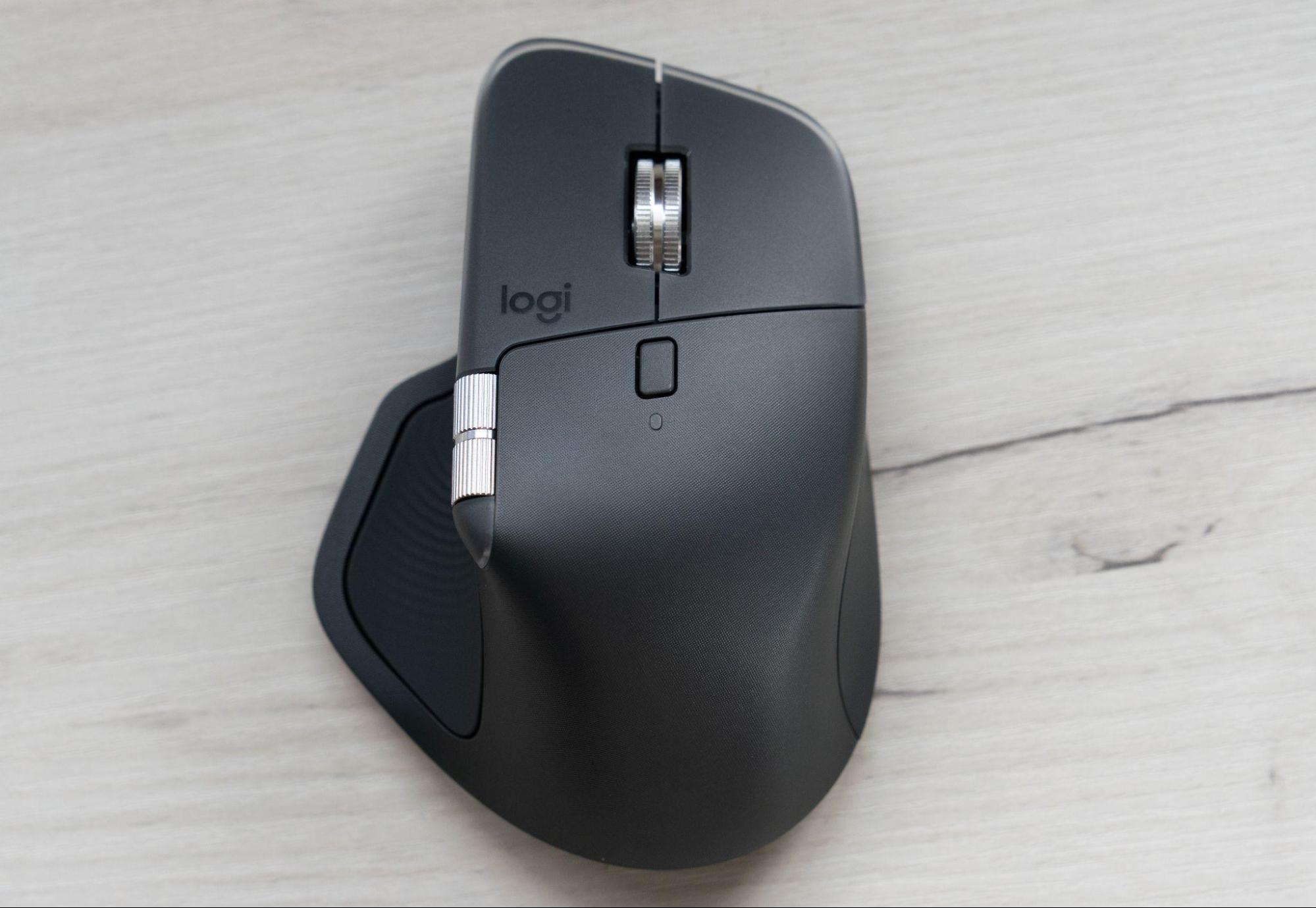 上から見た『MX Master 4』　