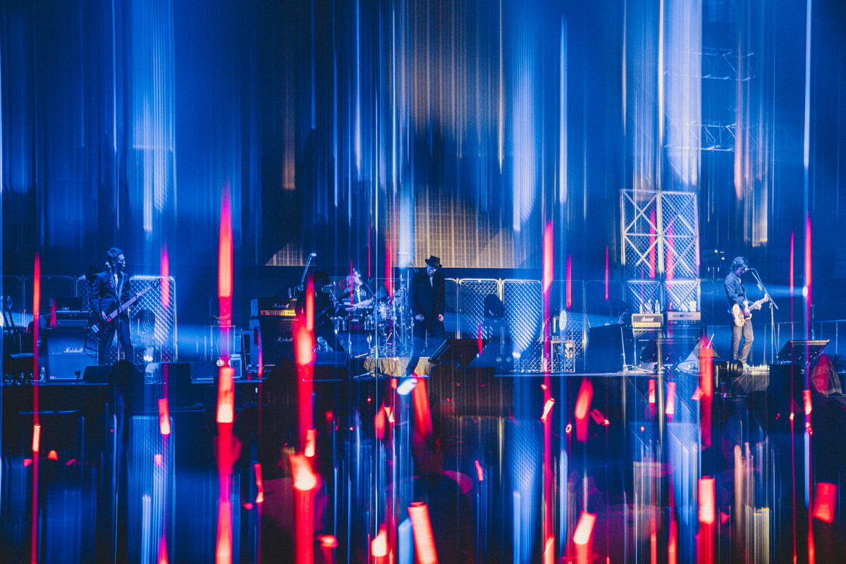 『THE PRIMALS Dark Decades Tour BUDOKAN』ライブ写真（撮影＝西槇太一）